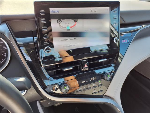 2021 Toyota Camry Hybrid LE - Photo 15