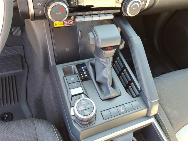2025 Toyota 4Runner TRD Off-Road HV - Photo 15