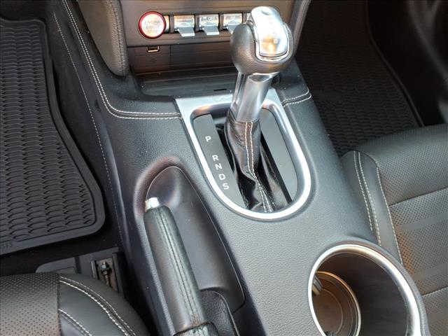2019 Ford Mustang EcoBoost Premium - Photo 16