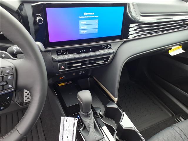 2026 Toyota Camry XSE - Photo 16
