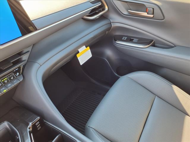 2026 Toyota Crown Platinum - Photo 16