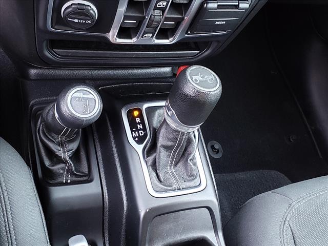 2020 Jeep Wrangler Unlimited Sahara - Photo 17