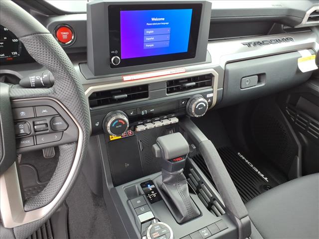 2025 Toyota Tacoma TRD Off-Road - Photo 17