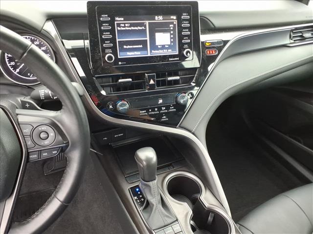 2024 Toyota Camry SE - Photo 17