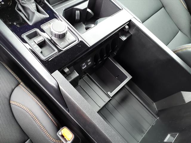 2025 Toyota Tundra SR5 - Photo 17