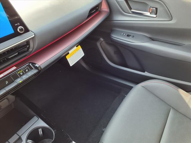 2025 Toyota Prius Plug-in Hybrid XSE Premium - Photo 17