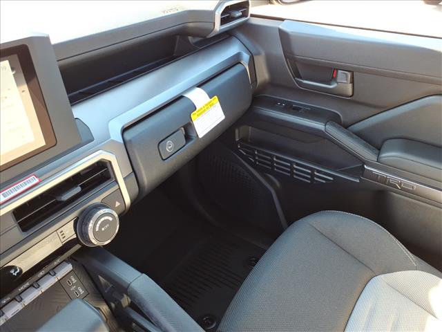 2025 Toyota 4Runner TRD Off-Road HV - Photo 17