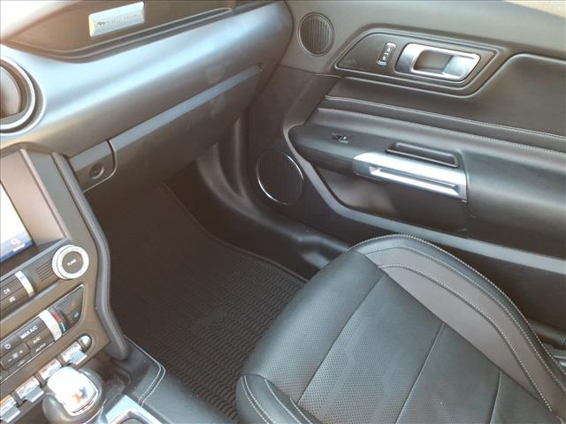 2019 Ford Mustang EcoBoost Premium - Photo 18