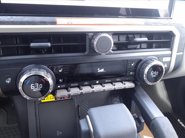 2025 Toyota Tacoma Limited - Photo 18