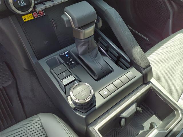 2025 Toyota Tacoma Limited - Photo 18