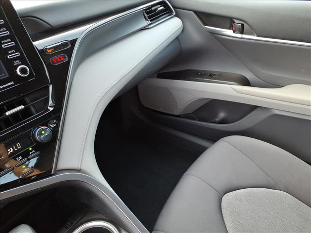 2024 Toyota Camry LE - Photo 18