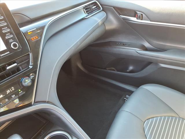 2024 Toyota Camry SE - Photo 18
