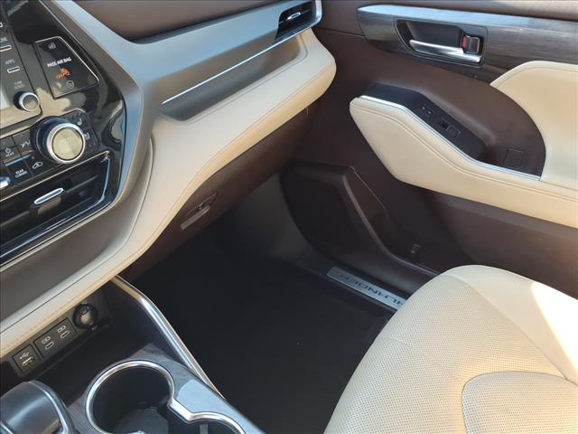 2022 Toyota Highlander Limited - Photo 18