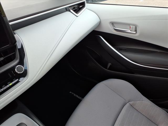 2023 Toyota Corolla SE - Photo 18