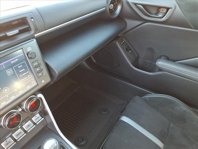 2024 Toyota GR86 Premium - Photo 18