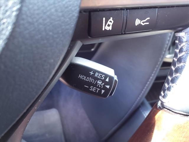 2017 Lexus LX 570 Base - Photo 18