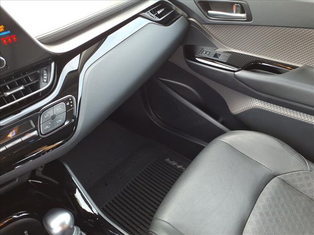 2020 Toyota C-HR Limited - Photo 18