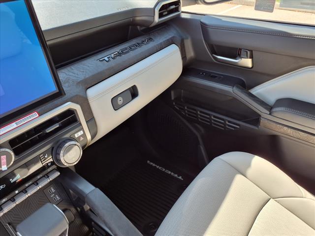 2025 Toyota Tacoma Limited - Photo 19