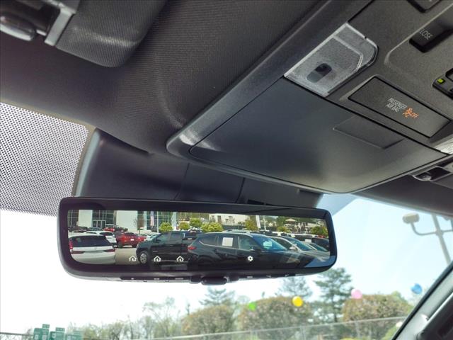 2025 Toyota Tacoma Limited - Photo 19
