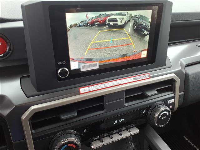 2025 Toyota Tacoma TRD Off-Road - Photo 19