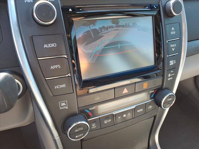 2016 Toyota Camry Hybrid LE - Photo 19