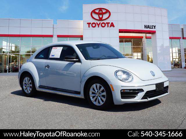 2017 Volkswagen Beetle 1.8T - Photo 1