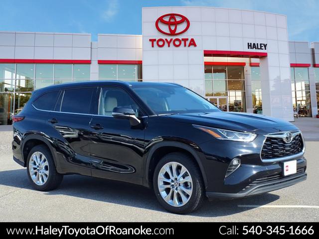 2022 Toyota Highlander Limited - Photo 1