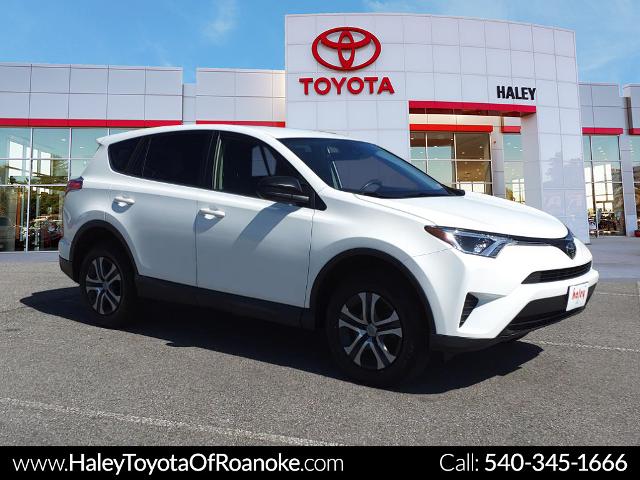 2018 Toyota RAV4 LE - Photo 1
