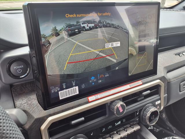 2025 Toyota Tacoma Limited HV - Photo 20