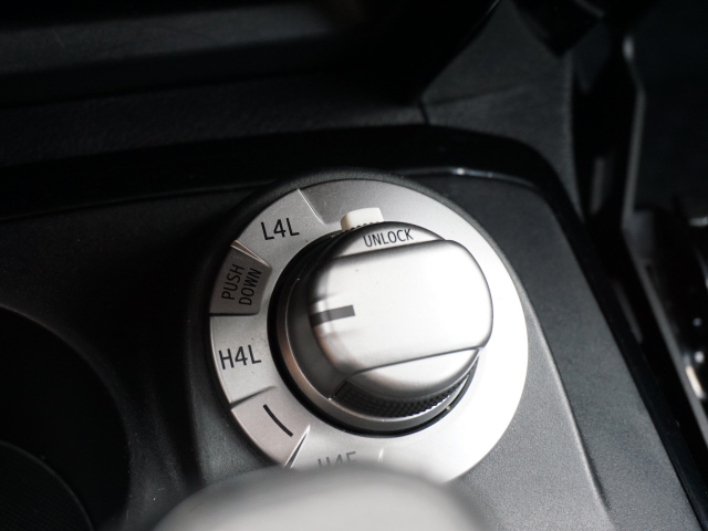 2016 Toyota 4Runner SR5 - Photo 20