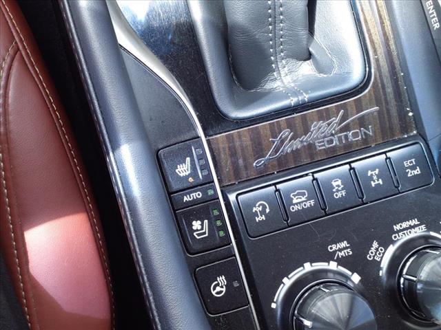 2017 Lexus LX 570 Base - Photo 23
