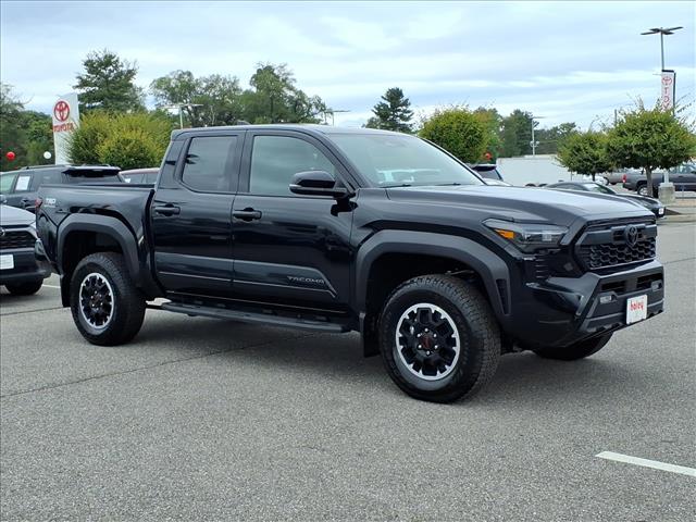 2025 Toyota Tacoma TRD Off-Road - Photo 2