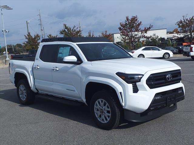 2024 Toyota Tacoma SR5 - Photo 2