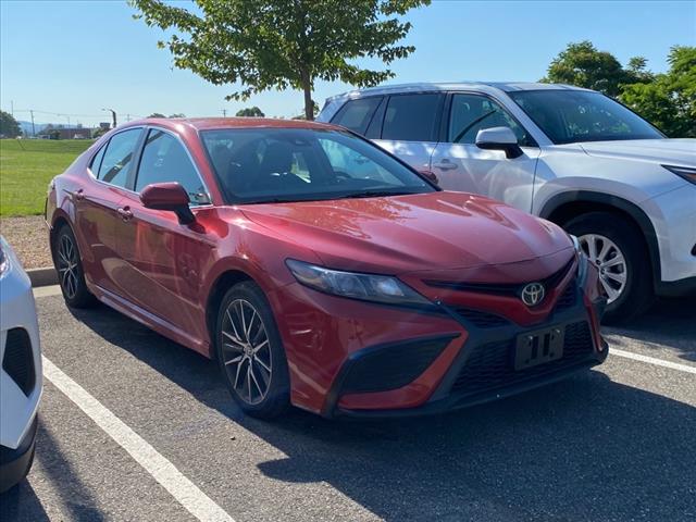 2025 Toyota Camry XSE - Photo 2