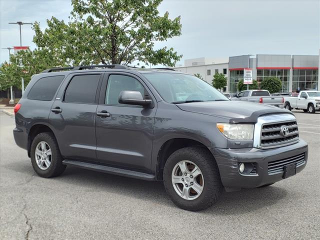 2014 Toyota Sequoia SR5 - Photo 2