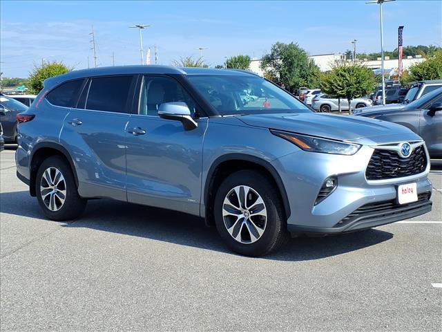 2023 Toyota Highlander Hybrid XLE - Photo 2