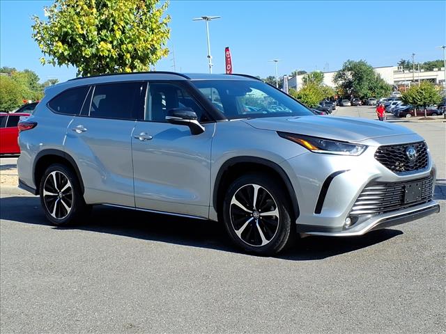 2022 Toyota Highlander XSE - Photo 2