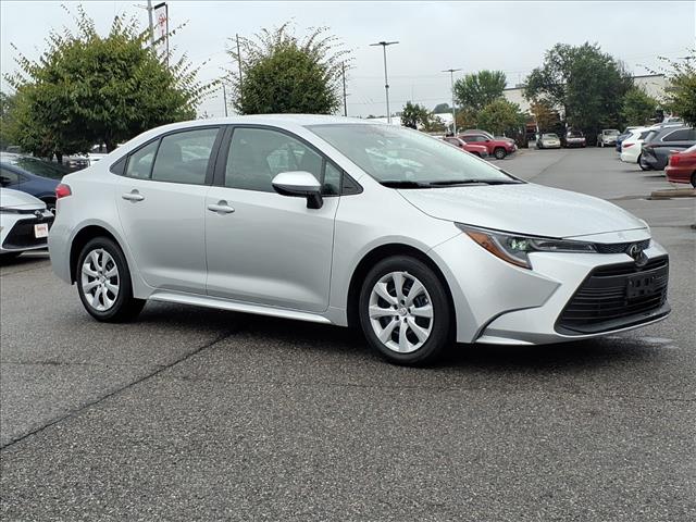 2024 Toyota Corolla LE - Photo 2