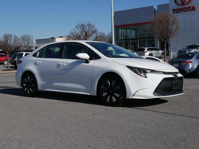 2020 Toyota Corolla LE - Photo 2