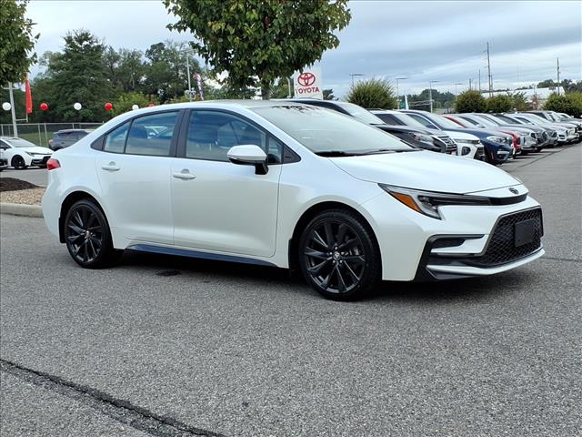 2023 Toyota Corolla SE - Photo 2