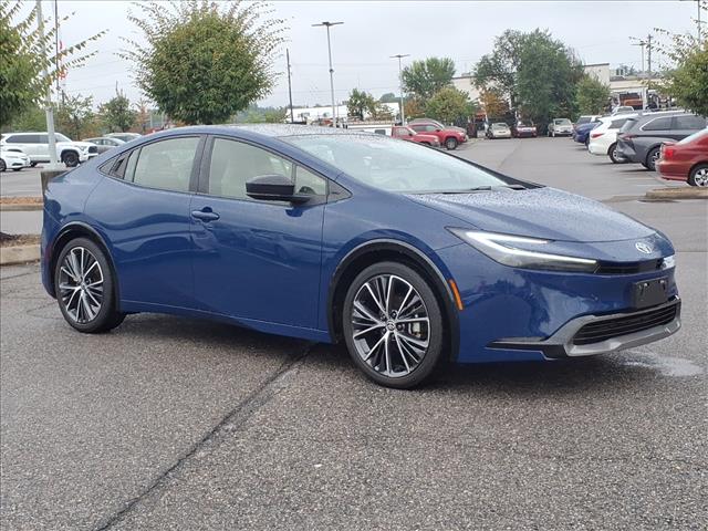 2024 Toyota Prius XLE - Photo 2
