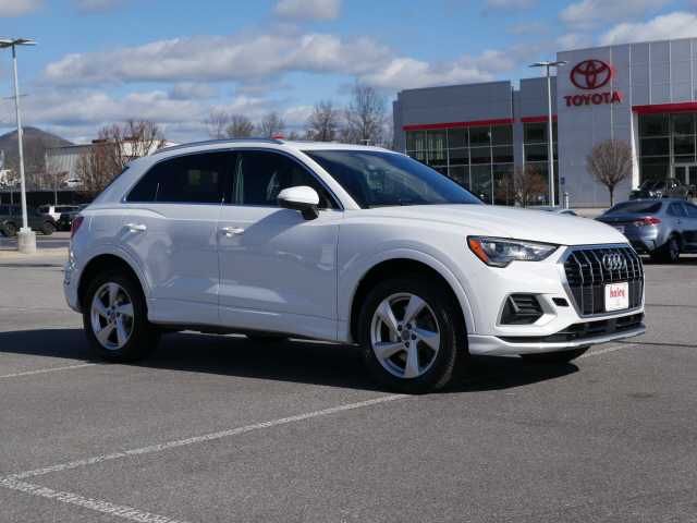 2020 Audi Q3 2.0T quattro Premium - Photo 2