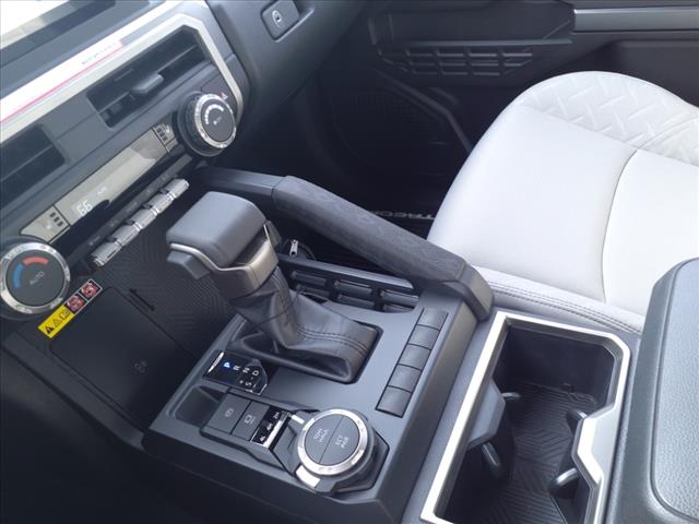 2024 Toyota Tacoma SR5 - Photo 30