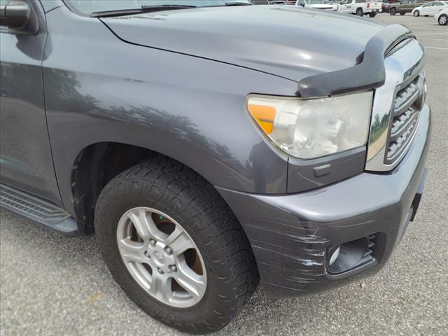 2014 Toyota Sequoia SR5 - Photo 36
