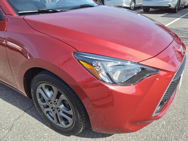 2020 Toyota Yaris LE - Photo 37