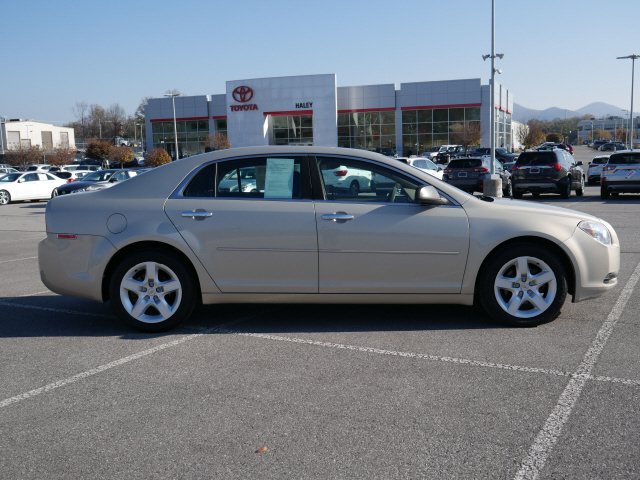 2012 Chevrolet Malibu LS - Photo 3