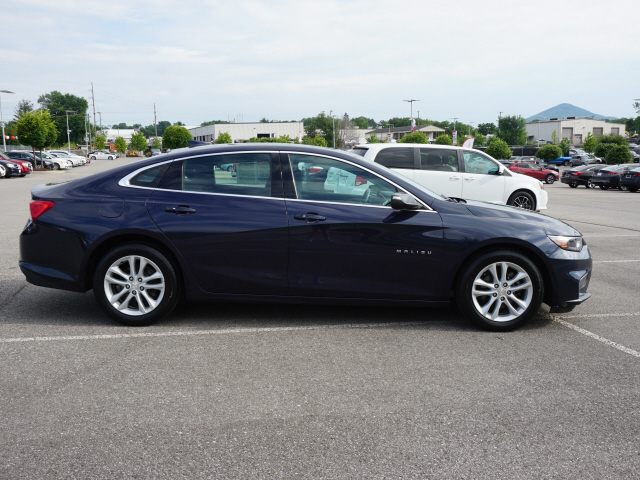 2018 Chevrolet Malibu LT - Photo 3