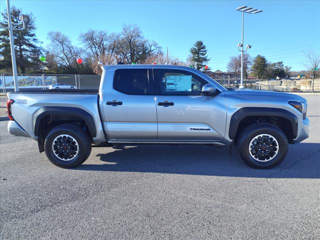 2024 Toyota Tacoma TRD Off-Road - Photo 3