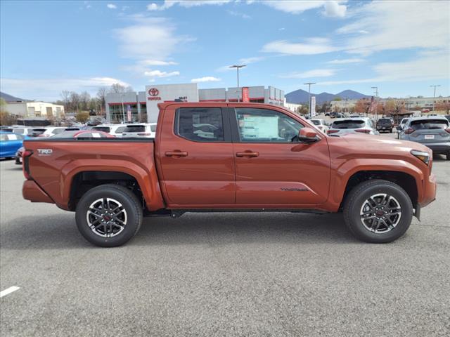 2025 Toyota Tacoma TRD Sport - Photo 3