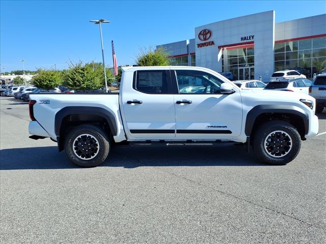 2025 Toyota Tacoma TRD Off-Road - Photo 3